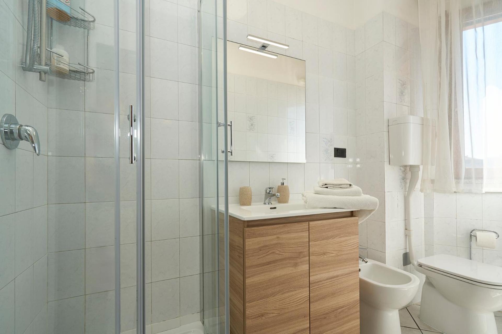 -Luminosa 5 Stars With Balcony- Wifi Netflix 15 Minutes From Duomo Apartment มิลาน ภายนอก รูปภาพ